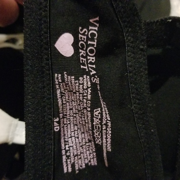 Bras - Picture 3 of 3